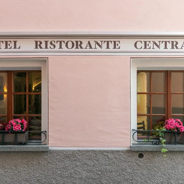 Hotel Centrale, Typically Swiss，位于布鲁西奥的酒店