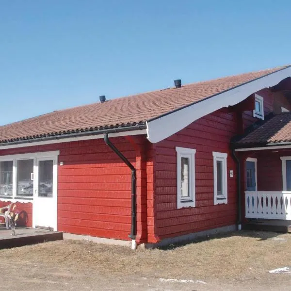 Gorgeous Home In Sysslebäck With Sauna，位于Långav的酒店