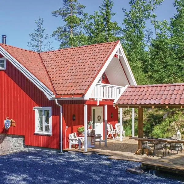 Amazing Home In Søndeled With Sauna，位于里瑟尔的酒店