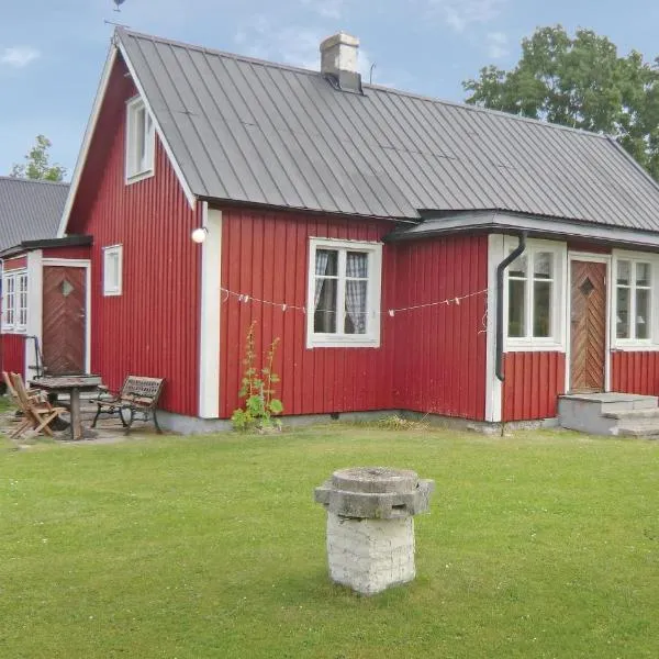 Stunning Home In Löttorp With Wifi，位于比克瑟尔克鲁克的酒店