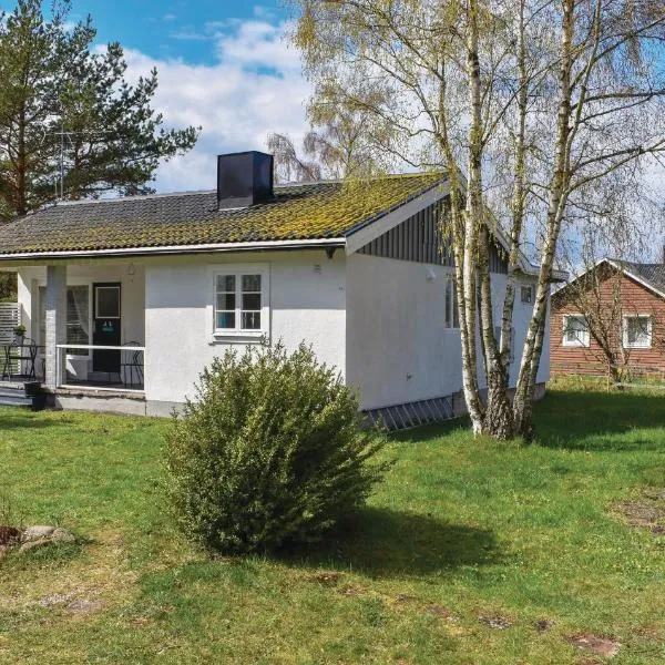 3 Bedroom Awesome Home In Löttorp，位于布达的酒店