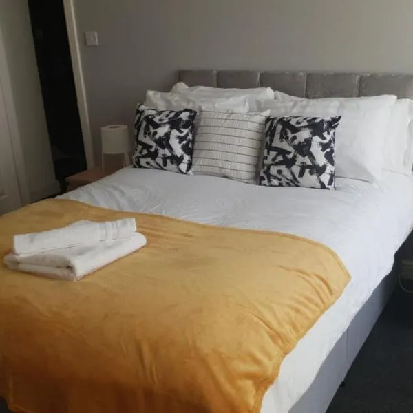 Gateshead's Amethyst 3 Bedroom Apt, Sleeps 6 Guests，位于盖茨黑德的酒店