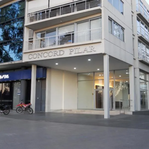 Concord Zafiro Pilar Apart，位于Villa Rosa的酒店