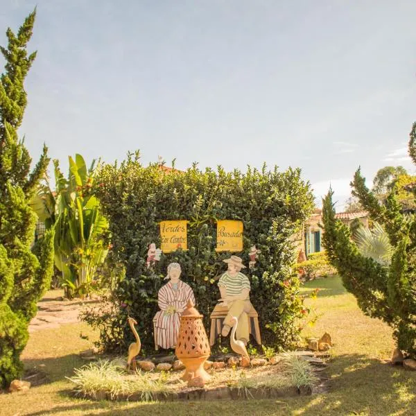 Verdes Em Cantos Pousada，位于Itutinga的酒店