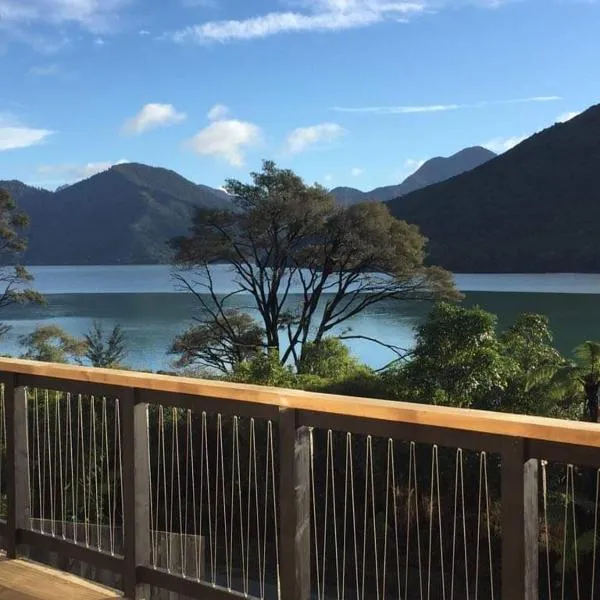 Marlborough Sounds Accommodation，位于Rai Valley的酒店