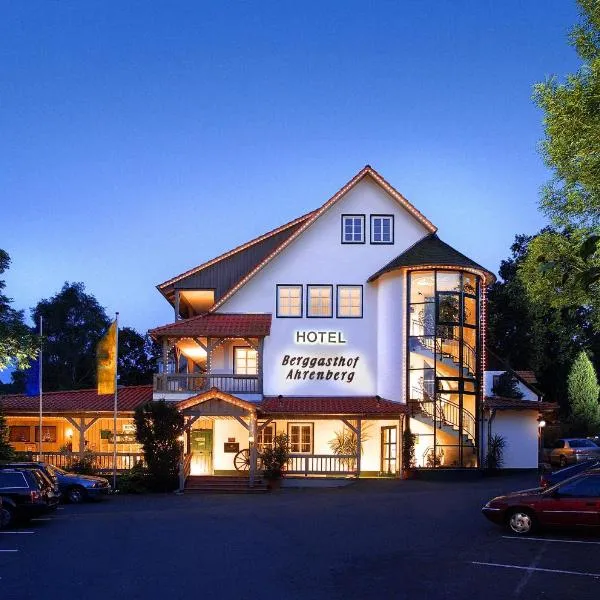 Romantik Hotel Ahrenberg，位于Birkenfelde的酒店