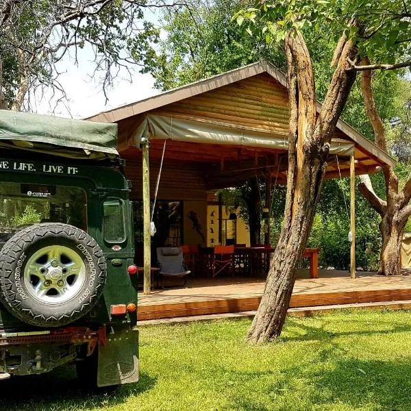 Tshima Bush Camp，位于Komane的酒店
