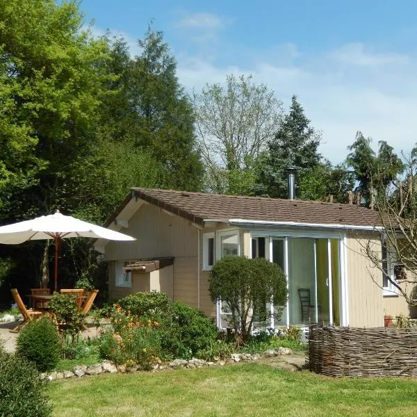 Le Cottage du Lutin Many 3 étoiles & son SPA privatif，位于Glos-sur-Risle的酒店