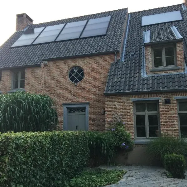 Bed and Breakfast Bobilou，位于卡尔姆特豪特的酒店