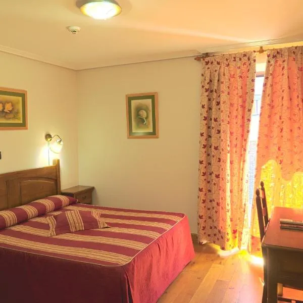 Hotel Jacobeo，位于维洛利亚的里奥哈的酒店