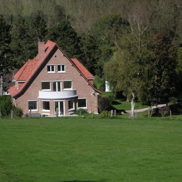 Villa des Groseilliers Spa Practice golf moutons，位于Fressin的酒店