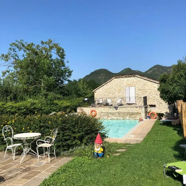 卡姆帕纳拉住宿加早餐旅馆，位于Galeata的酒店