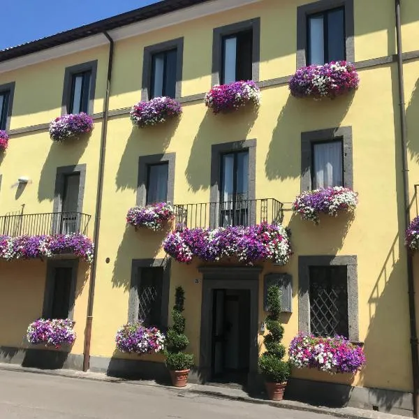 Hotel divino Amore，位于Castiglione in Teverina的酒店