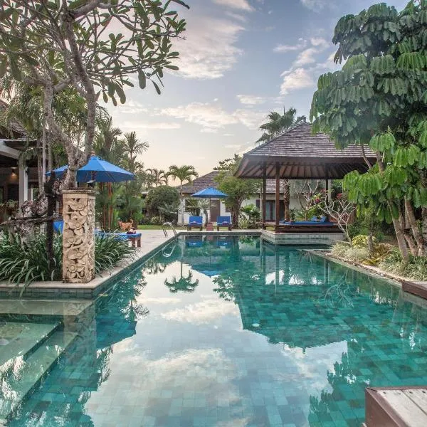 Baan Pinya Balinese Style Pool Villa，位于甲米镇的酒店