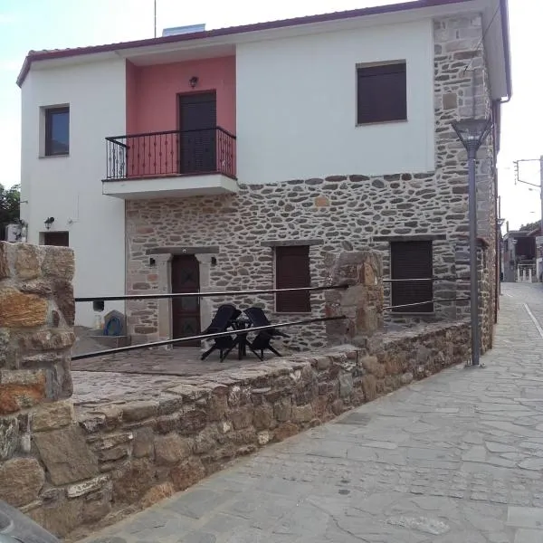 To petrino holidays house，位于Agios Ioannis Prodromos的酒店