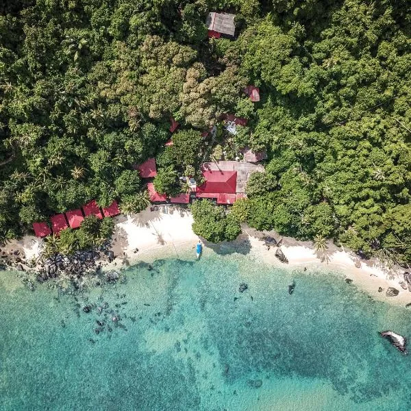 梅丽娜海滩度假村酒店，位于刁曼岛的酒店