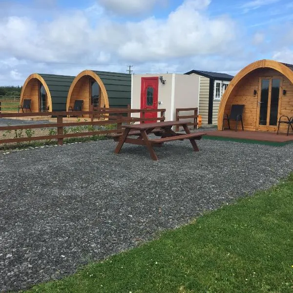 Emlagh, Self Catering Glamping Pods，位于塔伯特的酒店