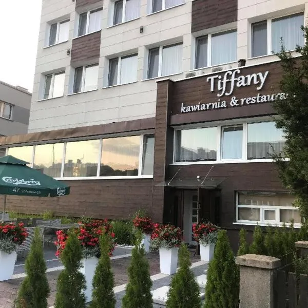 Hotel Tiffany，位于Tereszewo的酒店