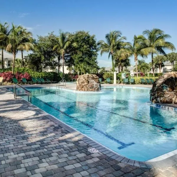 Vacation in Paradise，位于Lely Resort的酒店