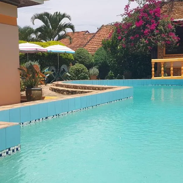 Keelan ace villas，位于Mutungo的酒店
