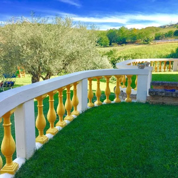 Chalet negli ulivi，位于西尔维佩斯的酒店