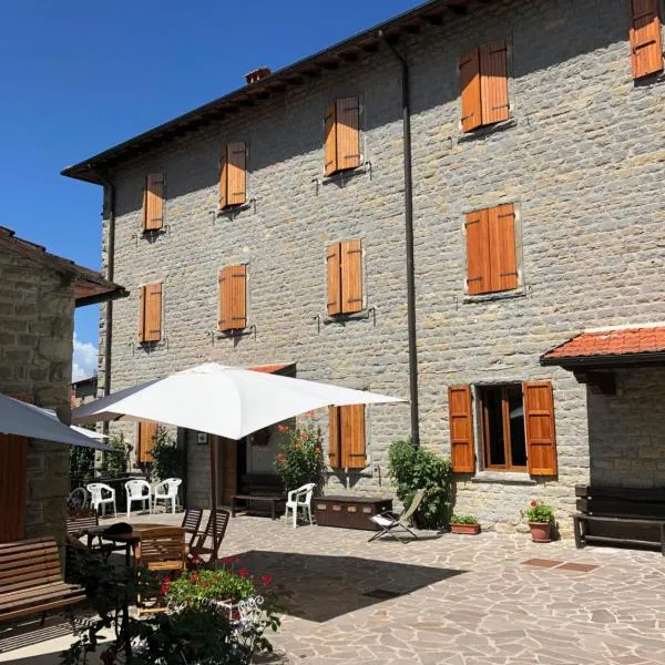 Albergo Ristorante Letizia，位于卡普雷塞·米开朗基罗的酒店