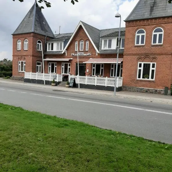 格莱德斯特德布罗酒店，位于Brokær的酒店