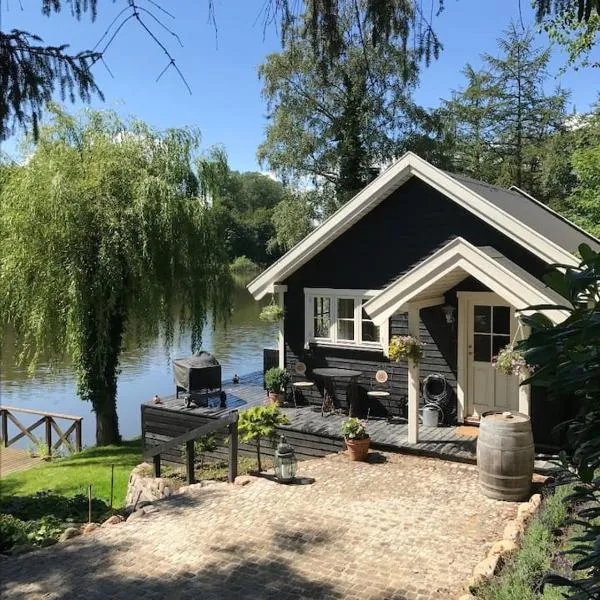 Sommerhus i idylliske omgivelser，位于Vallensbæk的酒店