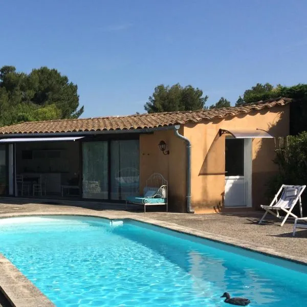 L'ATELIER JONQUERETTES，位于Jonquerettes的酒店