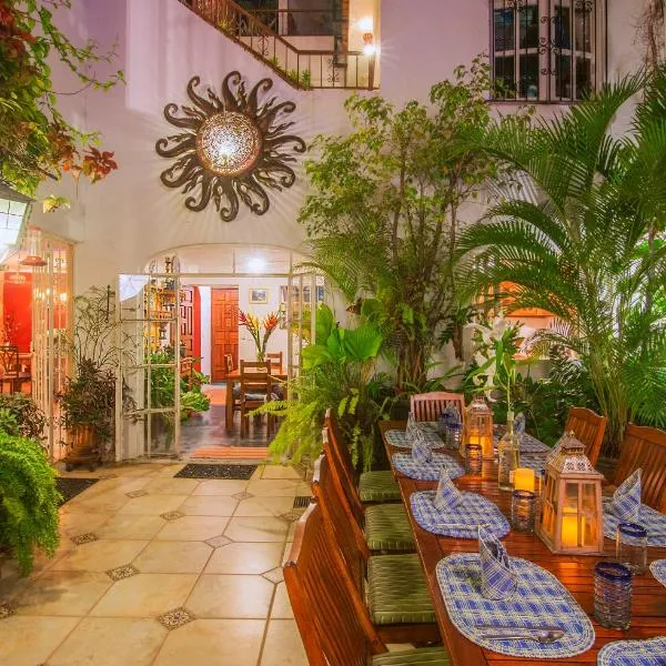 Casa Romance Escondido，位于巴亚尔塔港的酒店