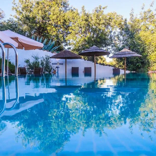 Casa da Tita，位于Salir的酒店