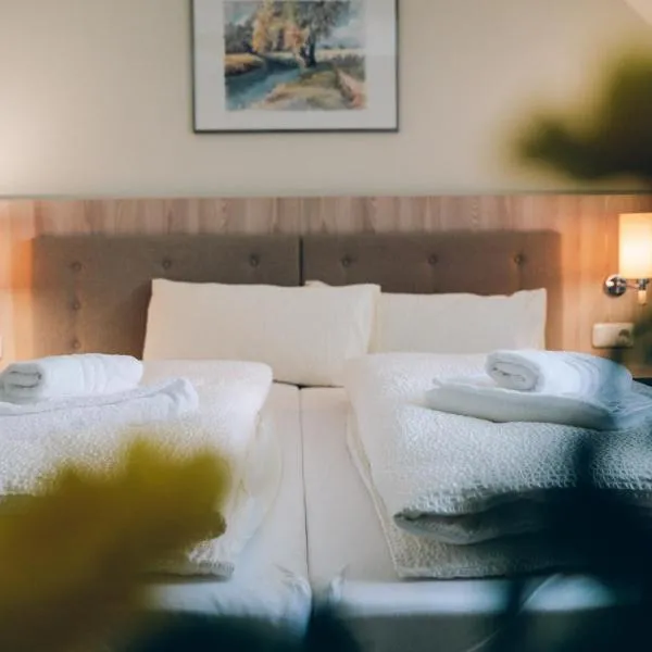 阿德尔海德加尼酒店，位于奎德林堡的酒店