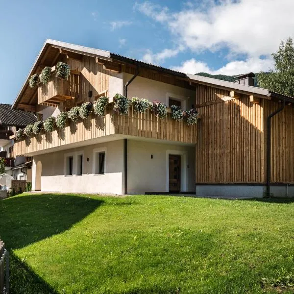 Chalet Dolomit，位于圣洛伦佐-迪塞巴托的酒店