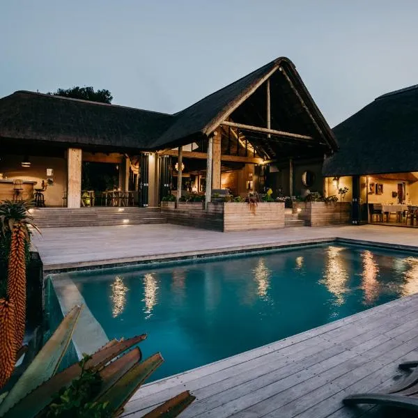 Bukela Game Lodge - Amakhala Game Reserve，位于Buyskloof的酒店