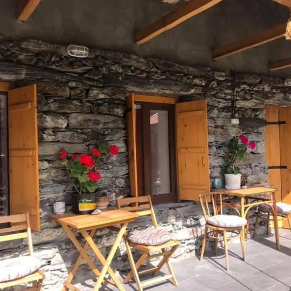 Sno House Kazbegi，位于古多里的酒店