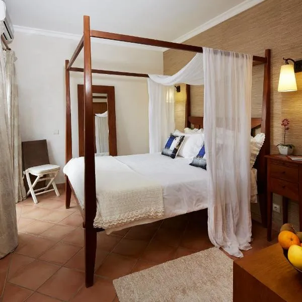 巴赫克拉兰热拉斯酒店，位于Vale de Rosas的酒店