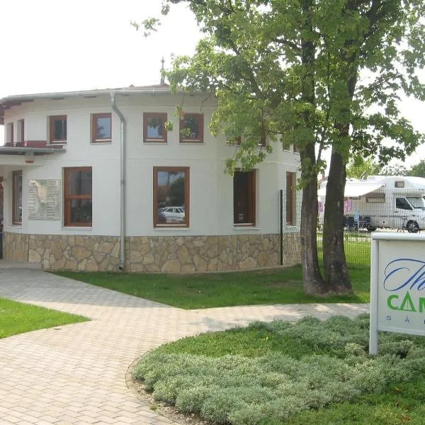 Sárvárfürdő Apartmanház，位于萨尔瓦尔的酒店