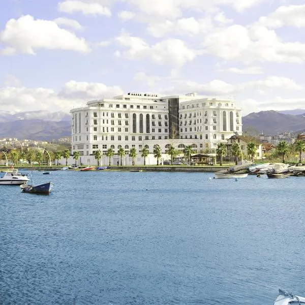 名门豪华酒店，位于Yeniköy的酒店
