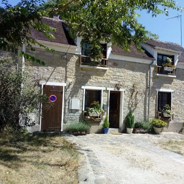Charmante Maison à Recloses，位于Villiers-sous-Grez的酒店
