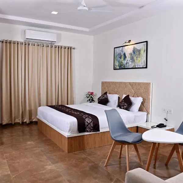 Hotel Grand Ecotel, Aurangabad，位于Pīpri的酒店