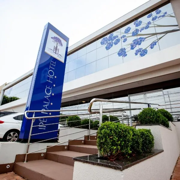 Ipê Palace Hotel，位于Adamantina的酒店