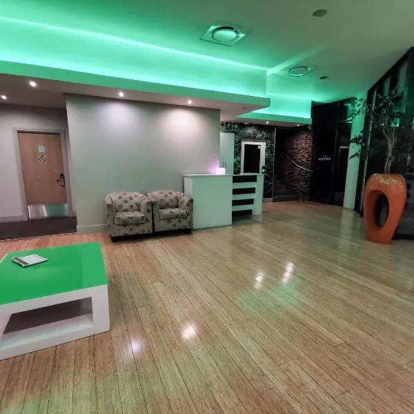 Inn Green at Lake Umuzi，位于塞昆达的酒店