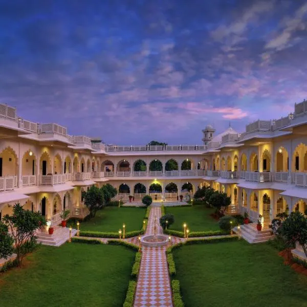Anuraga Palace，位于Kusthālī的酒店