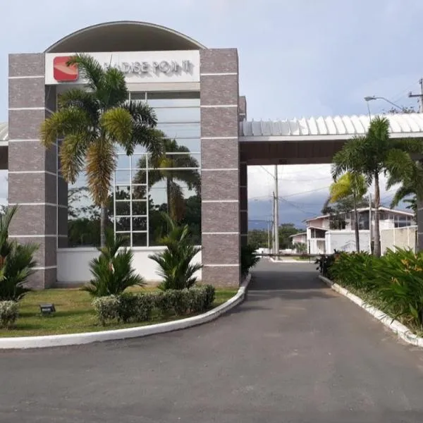 PH Paradise Point, Coronado Panama，位于新戈尔戈纳的酒店