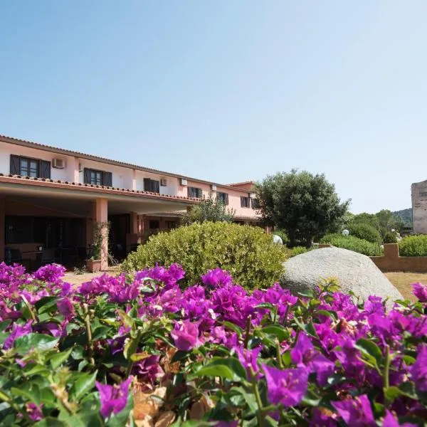 Hotel Su Giudeu，位于奇亚的酒店