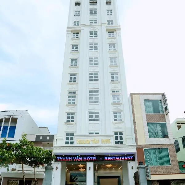 Thanh Van Hotel Quy Nhon，位于归仁的酒店