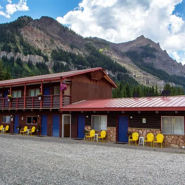 High Country Motel and Cabins，位于库克市的酒店