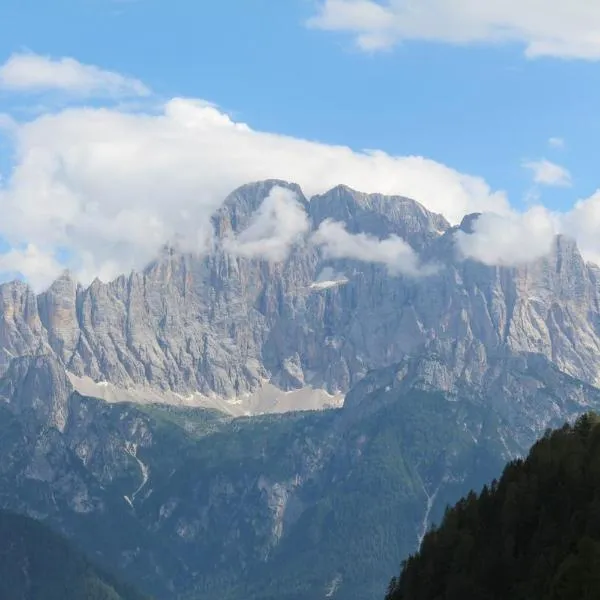 Cesa DOLOMITI，位于罗卡皮耶托雷的酒店