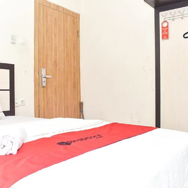 RedDoorz near Universitas Muhammadiyah Makassar，位于Bilibili的酒店