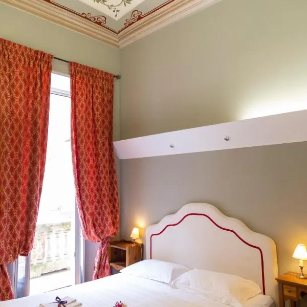 La Luna e i Faló Luxury Accomodation，位于都灵的酒店
